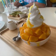At Ease Sweet & Eatery