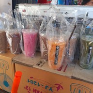 ร้านแอนลาเต้กาแฟสด ตลาดพระประแดง