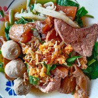 เกาเหลาเนื้อบ้านคลองสวน2(วัดใหญ่) วัดใหญ่