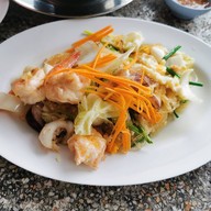 เปิ้ล ซีฟู้ด