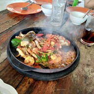 เมนูของร้าน ครัวเจ้าหลาววิวทะเล