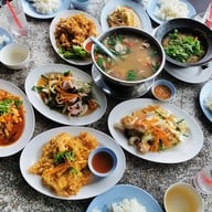 เปิ้ล ซีฟู้ด