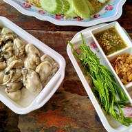 เมนูของร้าน ครัวเจ้าหลาววิวทะเล