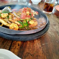 เมนูของร้าน ครัวเจ้าหลาววิวทะเล