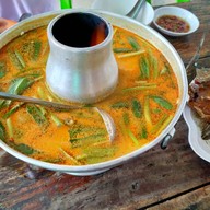 เมนูของร้าน ครัวเจ้าหลาววิวทะเล