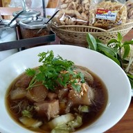 ก๋วยเตี๋ยวบ้านสวนรสเด็ด