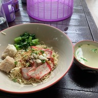 เมนูของร้าน ร้านบะหมี่นายดอ