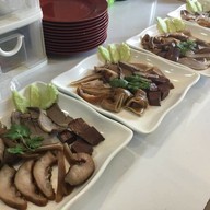 เป็ดพะโล้ โกยาว