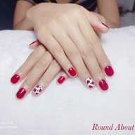 Round About Nails