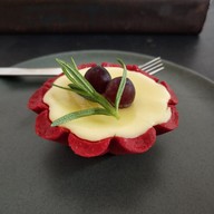 Youngfolk At Wonderwall  Hotel