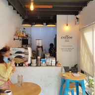 Quote Cafe สาขา ซอยอารีย์ 4(ฝั่งเหนือ)