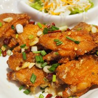 บ้านสกุลดาว ข้างเทคนิค