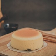 LITTLE BEAR HOUSE CAFE Homemade bakery and Specialty coffee