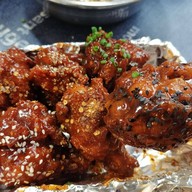 Indy Fried Chicken ไก่ทอดเกาหลีซอส 5 รส ตลาดหัวมุม