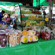 พินผลไม้สด