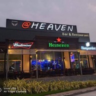 หน้าร้าน At Heaven bar&retaurant