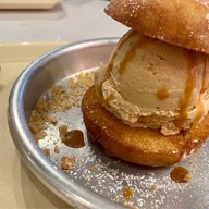 เมนูของร้าน ถ้วยถังไอติม บรรทัดทอง