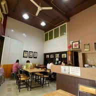 4 แยก 3 ย่าน ราดหน้าหมูนุ่ม