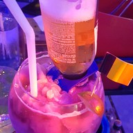 At Heaven bar&retaurant