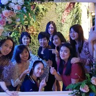 At Heaven bar&retaurant