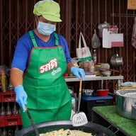 บรรยากาศ หอยทอดยักษ์ใหญ่ ปลาเผา วังเดิม9. ย่อยมาจากหมูทอดบ้านแขก