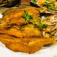 เมนูของร้าน ครัวสาริกา จ.นครนายก