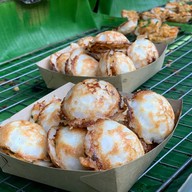 ป้ารัญขนมครกโบราณ