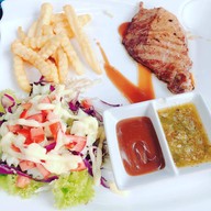 เมนูของร้าน ไอกรุ่นกลางดอย