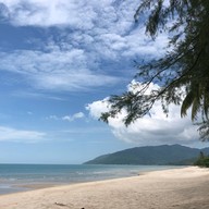 หาดคอเขา ขนอม