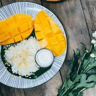 jjeettzy ข้าวเหนียวมะม่วง (Mango Sticky Rice)
