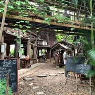 ก๋วยเตี๋ยวเรือห้อยขา สันกำแพง