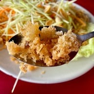 เมนูของร้าน ร้านอาหารนางนวล ( ท่าจับปลาบึก )