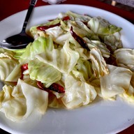 เมนูของร้าน ร้านอาหารนางนวล ( ท่าจับปลาบึก )