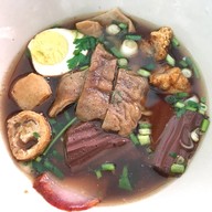 เมนูของร้าน ข้าวมันเป็ด สูตรอาม้า