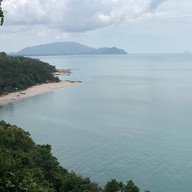 อ่าวท้องหยี