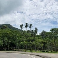 หาดเขาพลายดำ