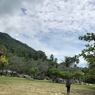 หาดเขาพลายดำ