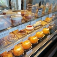 Eat Cake เมืองสระบุรี