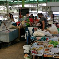 บรรยากาศ ป้าต้อย ตลาดแตก ก๋วยเตี๋ยวหมูน้ำตก ผักไห่