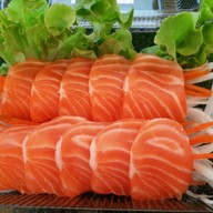 เค้ก สามใบเถา