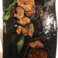 Monster YUM สะพานควาย (สาขาแรก)