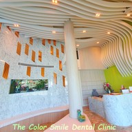 หน้าร้าน The Color Smile Dental Clinic ปทุมธานี
