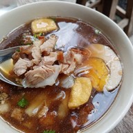 ก๋วยจั๊บน้ำข้น ซอยช้างม่อยเก่า