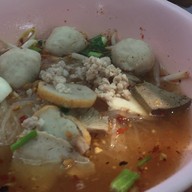 ป้าสาวเตี๋ยวหมูต้มยำ จรัญฯ41