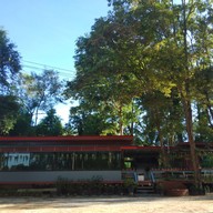 หน้าร้าน ครัวสวนลุงพร