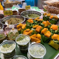 ถนนคนเดินหน้าวัดภูมินทร์