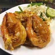 เฮียหมู  14 อเวนิว(AVENUE  HOTEL)