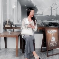 หน้าร้าน BLACKCOFF Rangsit