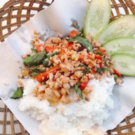 ไก่ทอดพริกแกง มหาชัย มหาชัย