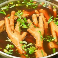 ข้าวต้ม 1 บาท กลางเวียงเจ๊เยาว์ หนองป่าครั่ง